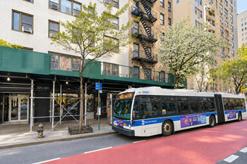 M101, m102, m103, m34, m34a, qm31, qm35, qm26, q,34, qm42 bus stations